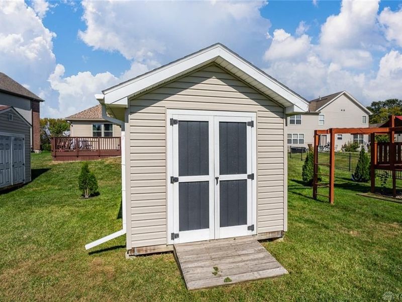 407 Whisperwood Drive, Englewood, OH 45322 Photo 8