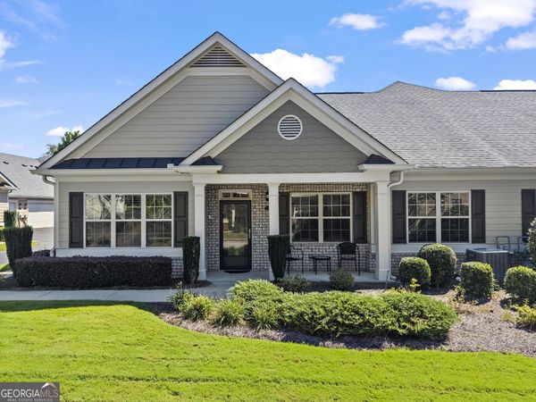 227 Orchards Circle, Woodstock, GA 30188