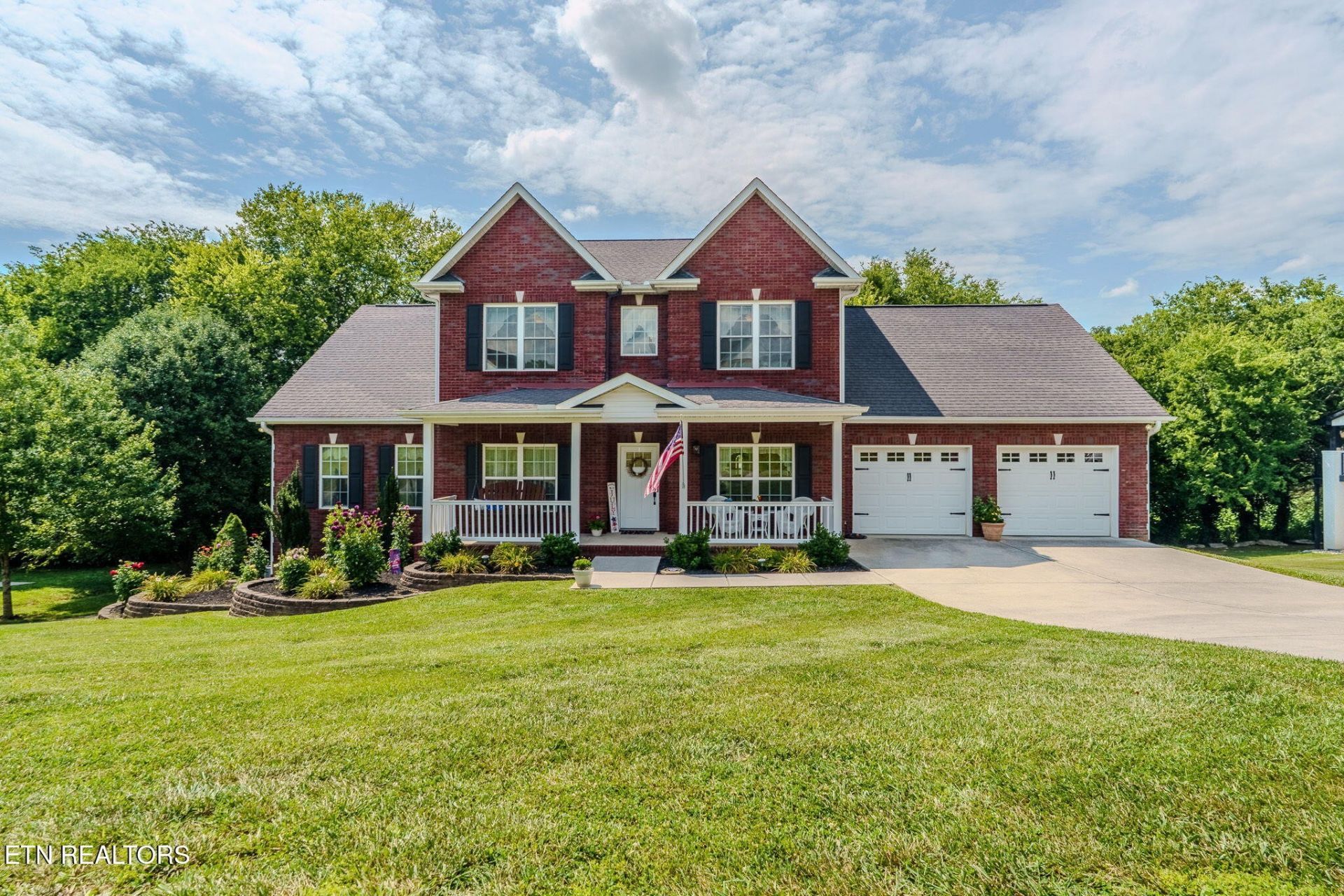 1819 Ally Lane  Sevierville, TN 37876