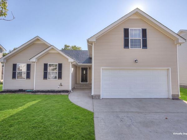 3697 S Naples Ct, Clarksville, TN 37040