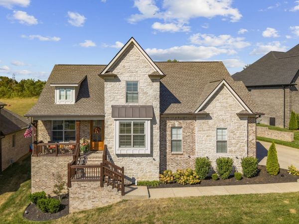 1131 Secretariat Dr , Mount Juliet, TN 37122