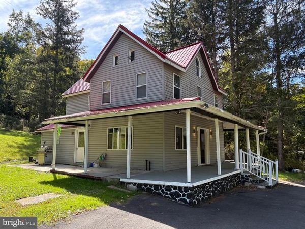 1215 UPPER SEESE HILL ROAD , CANADENSIS, PA 18325