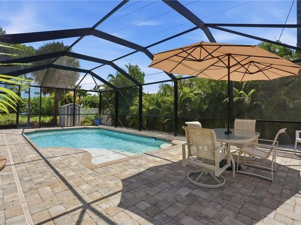 240 Fairweather LN , FORT MYERS BEACH, FL 33931