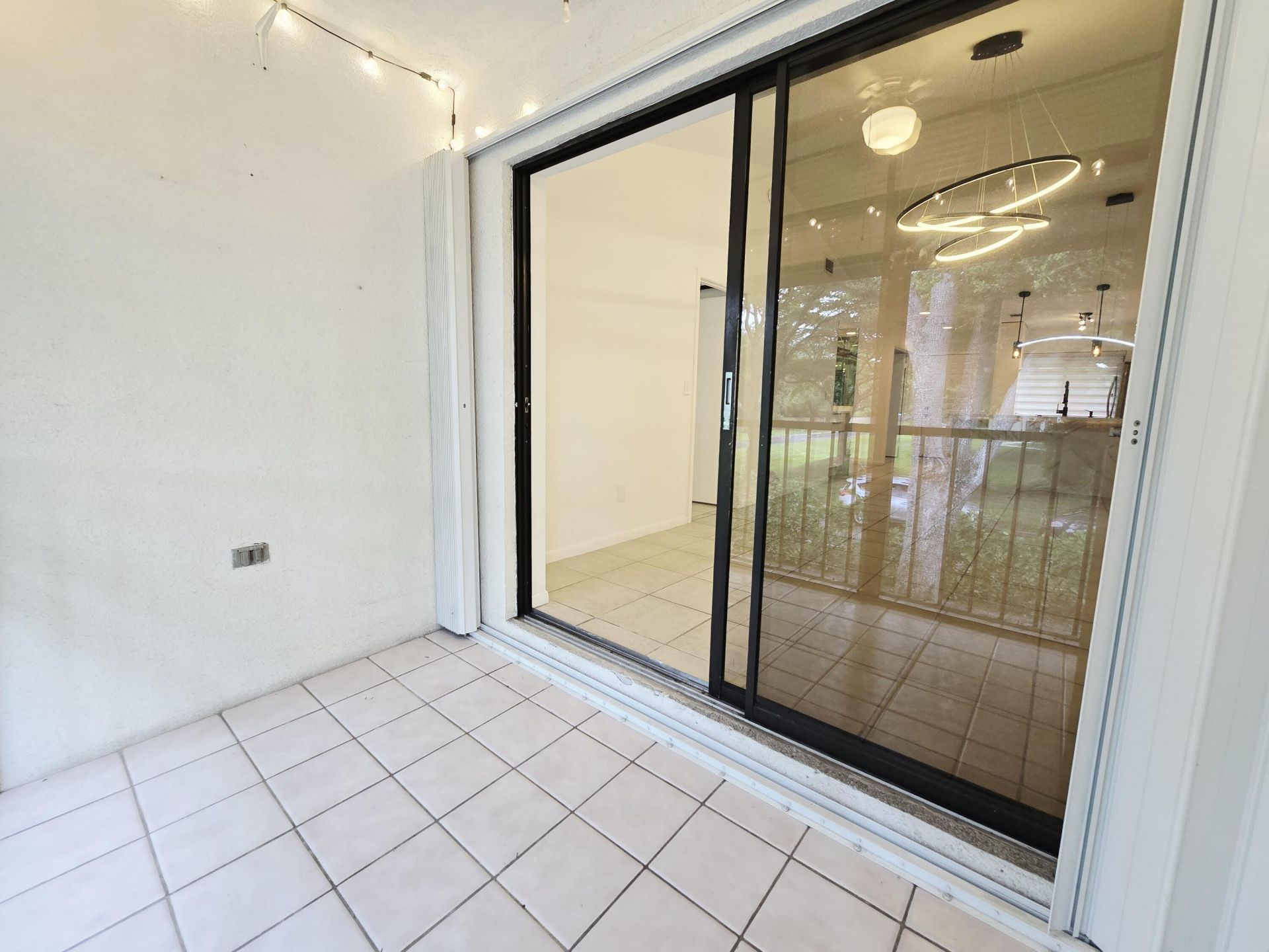 5151 W Club Circle, Unit 202, Boca Raton, FL 33487 Photo