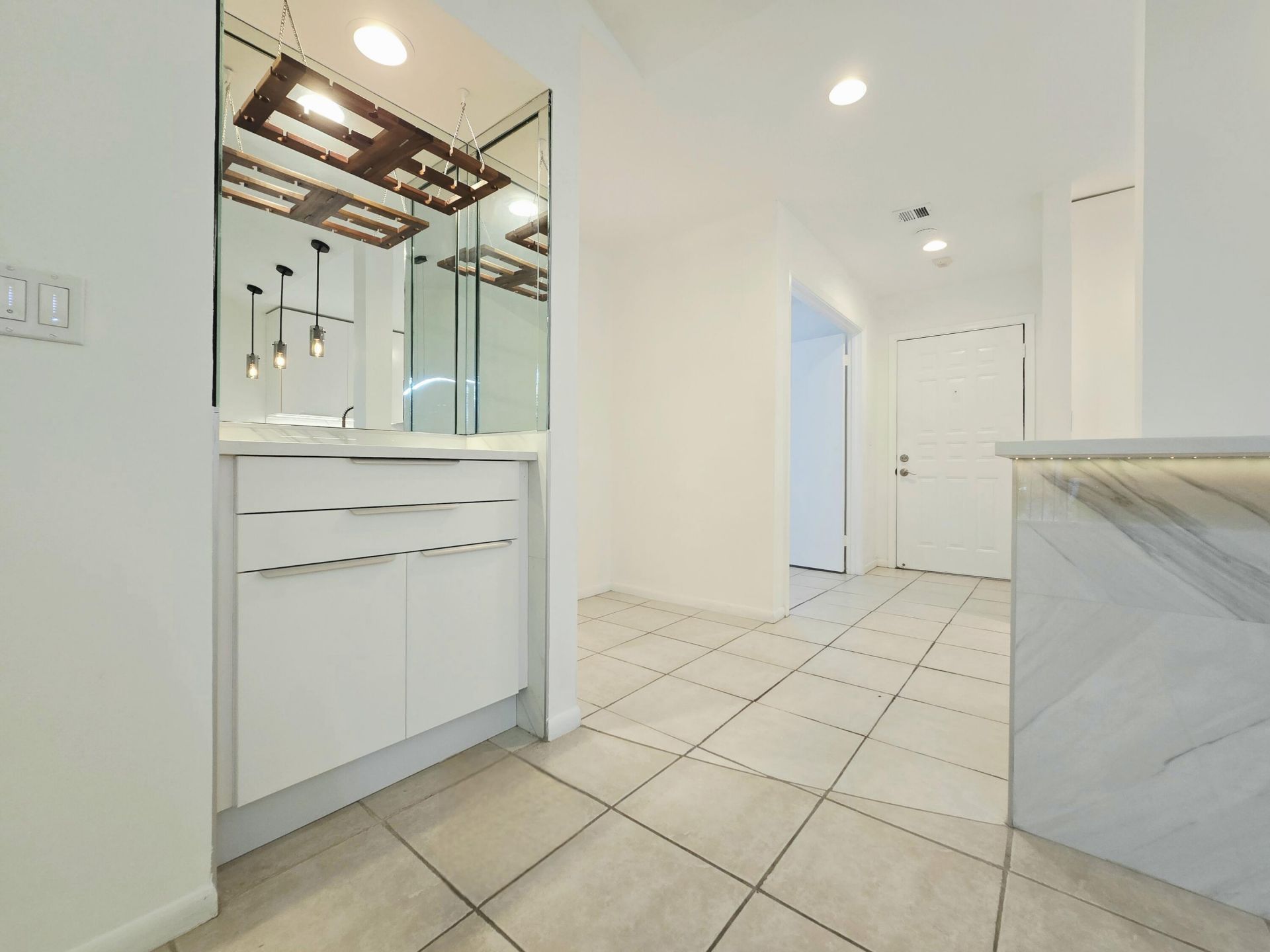 5151 W Club Circle, Unit 202, Boca Raton, FL 33487 Photo