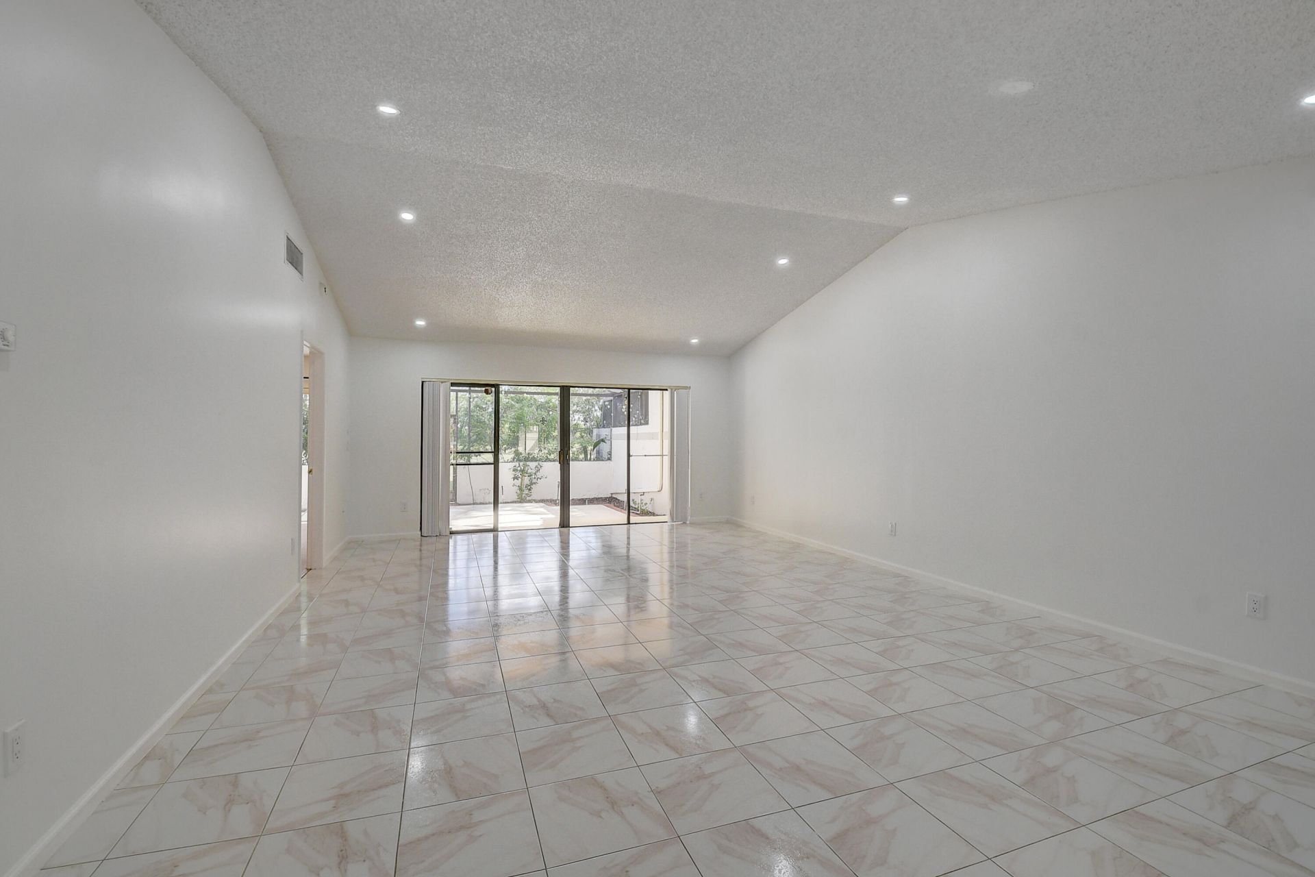 20004 Rima Circle, Boca Raton, FL 33434 Photo