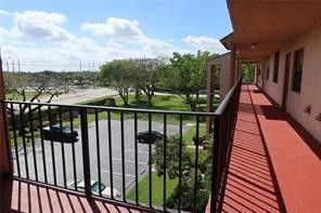 357 N Rock Island Road, Unit 405, Margate, FL 33063 Photo
