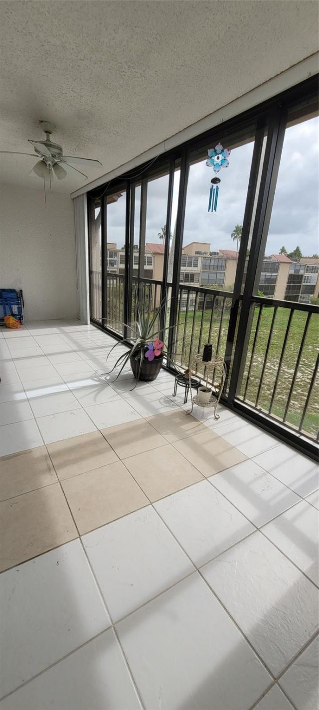 357 N Rock Island Road, Unit 405, Margate, FL 33063 Photo