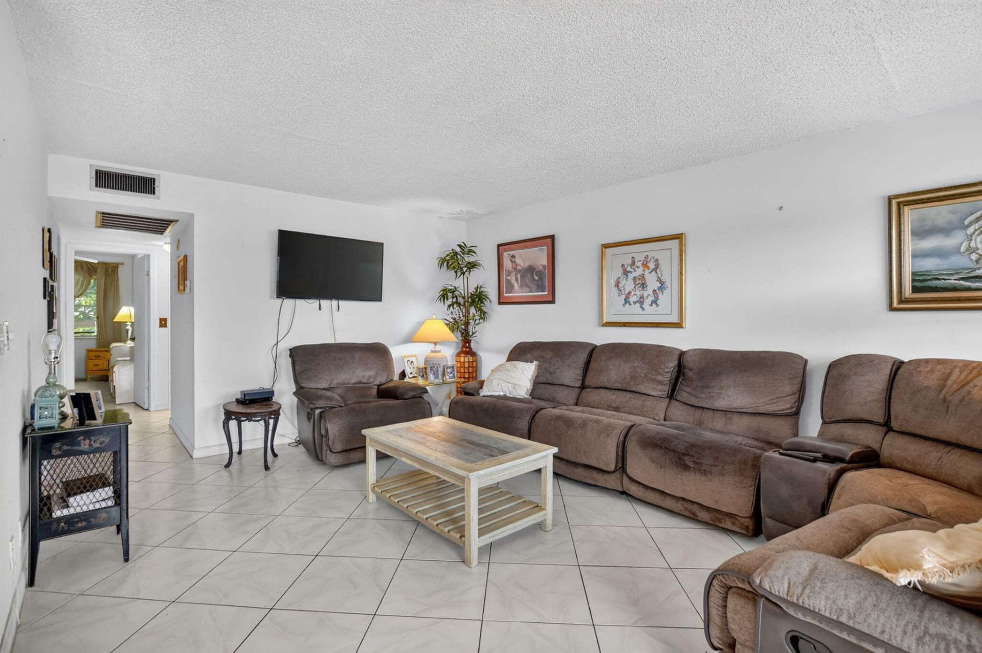 4025 Swansea B, Unit 4025, Deerfield Beach, FL 33442 Photo
