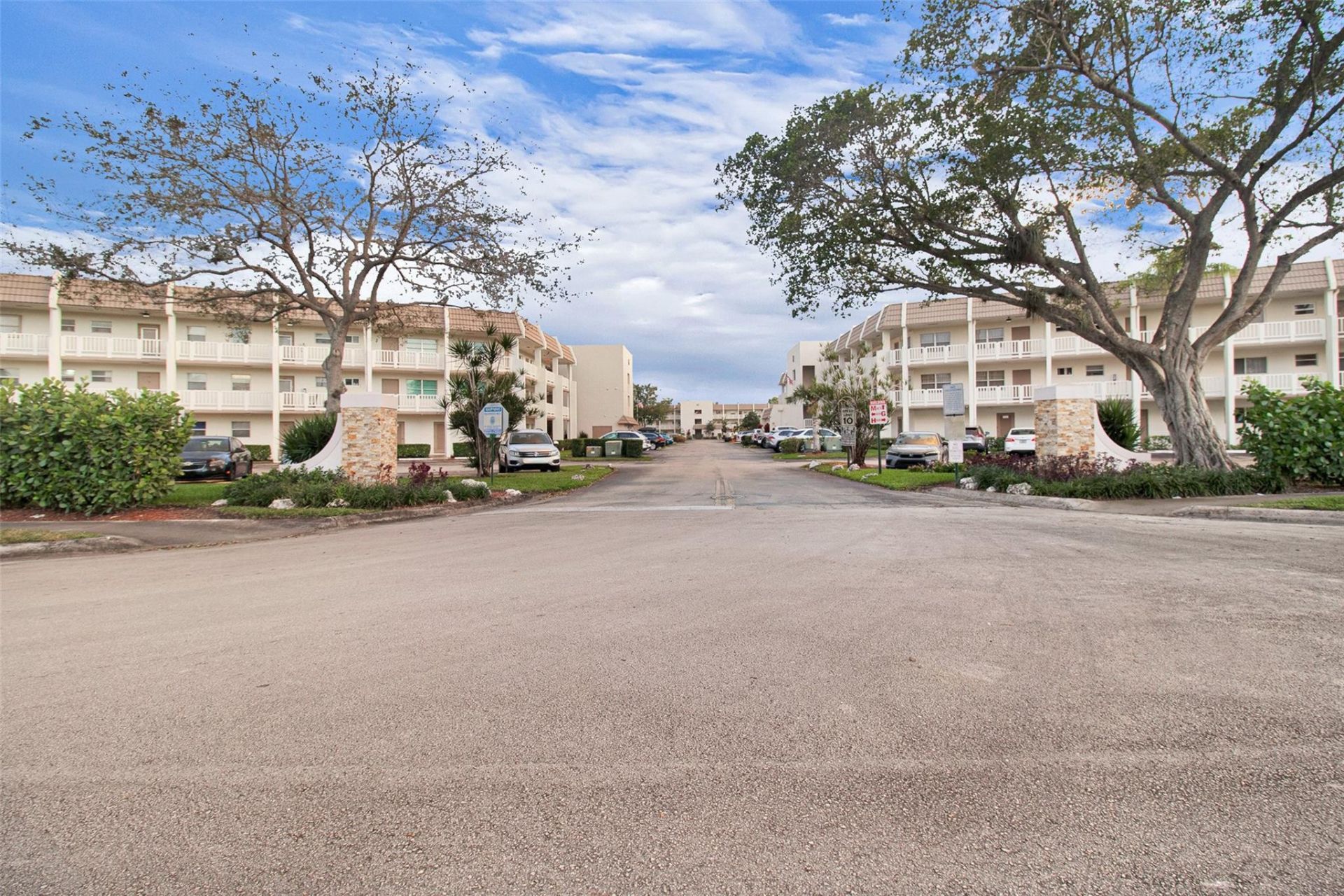 6890 Royal Palm Boulevard, Unit 312H, Margate, FL 33063 Photo