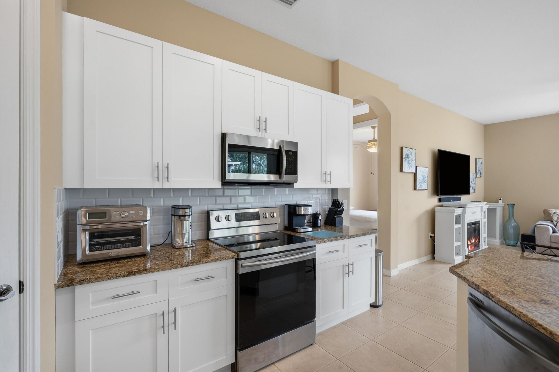 633 SW Long Key Court, Port Saint Lucie, FL 34986 Photo