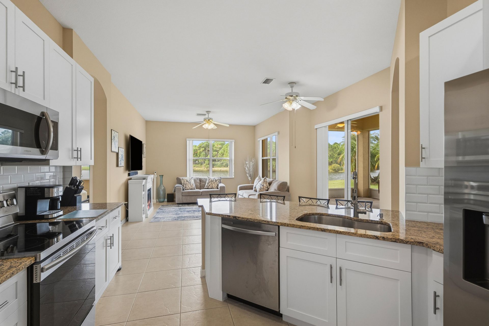 633 SW Long Key Court, Port Saint Lucie, FL 34986 Photo