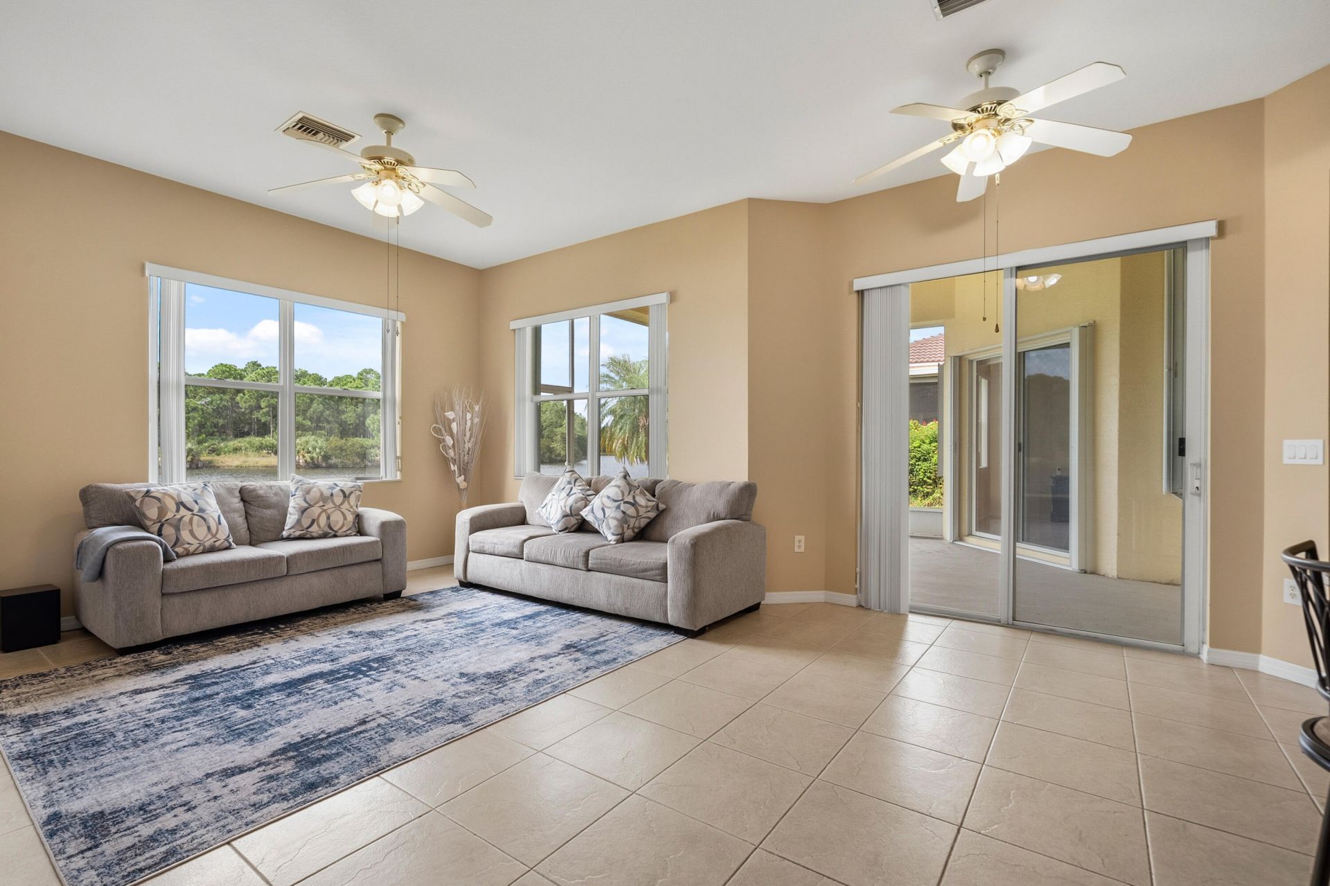 633 SW Long Key Court, Port Saint Lucie, FL 34986 Photo