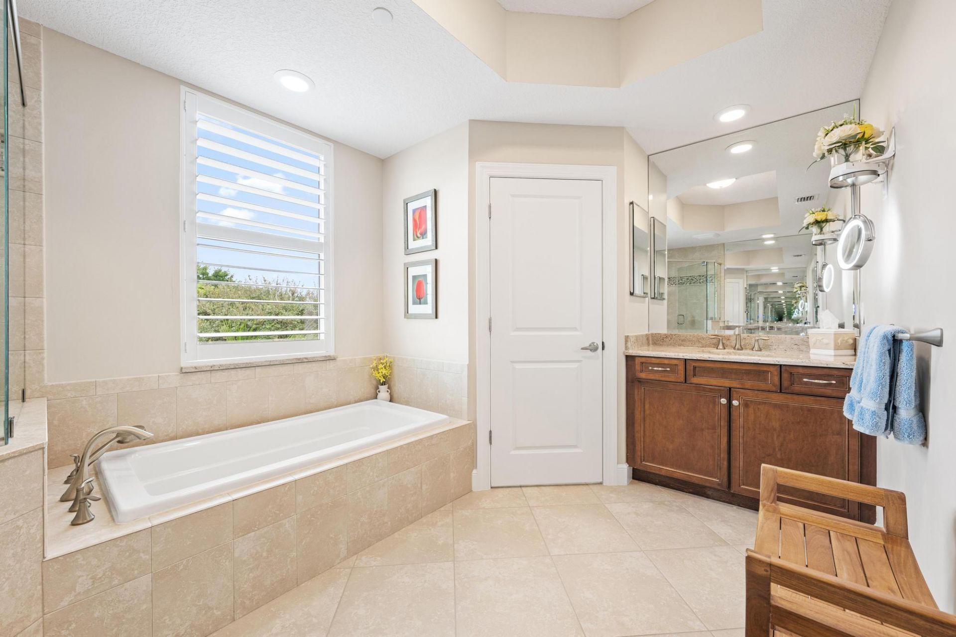 844 Bay Colony Drive S, Juno Beach, FL 33408 Photo