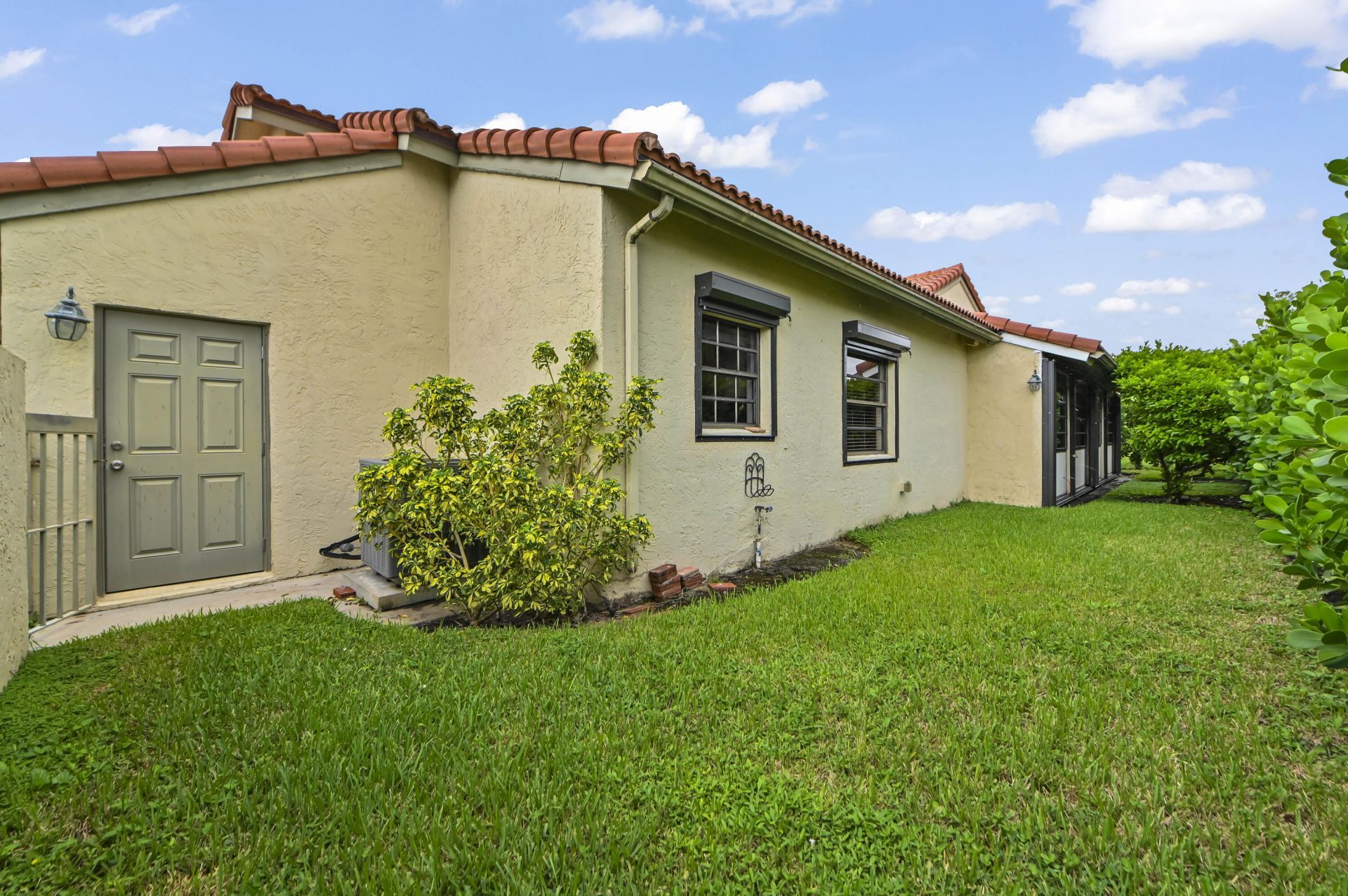 2055 NW 15th Place, Delray Beach, FL 33445 Photo