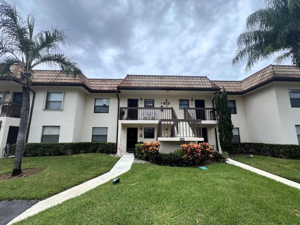 7245 Golf Colony Court, Unit 203, Lake Worth, FL 33467