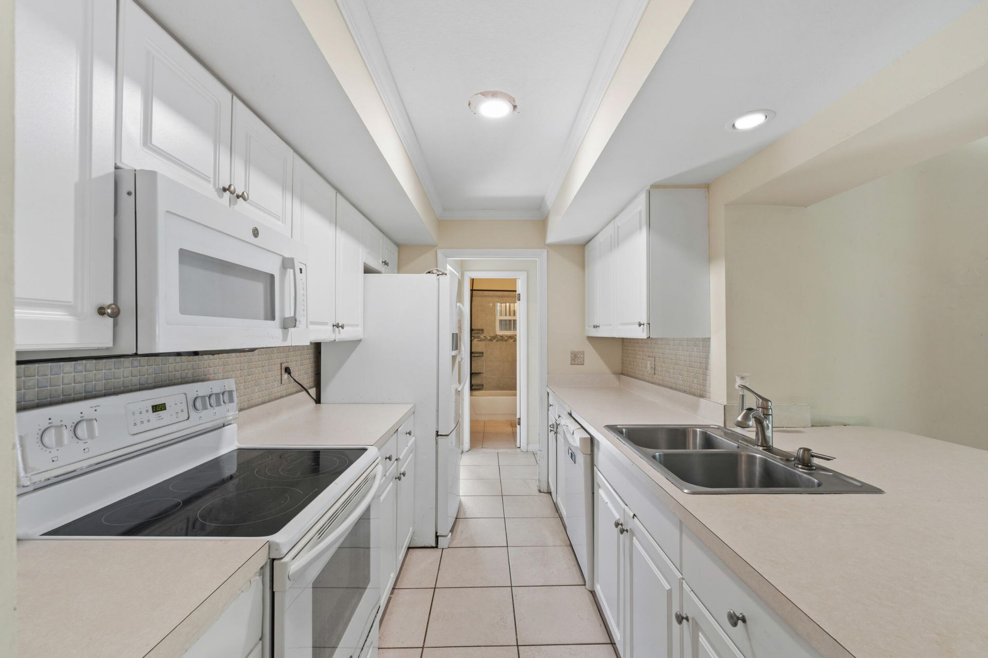 1010 SE Euclid Lane, Port Saint Lucie, FL 34983 Photo