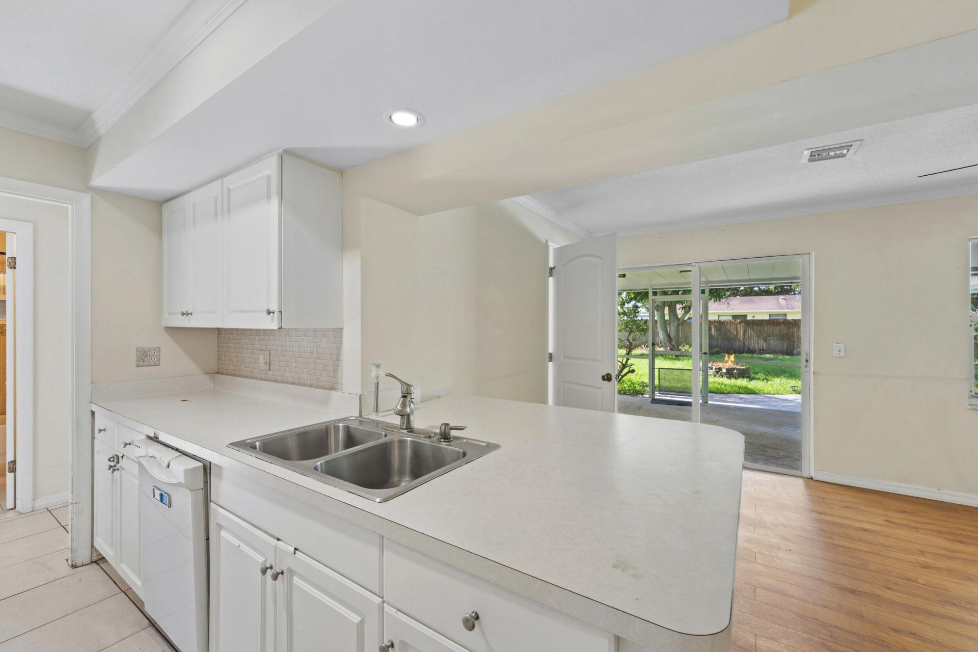 1010 SE Euclid Lane, Port Saint Lucie, FL 34983 Photo
