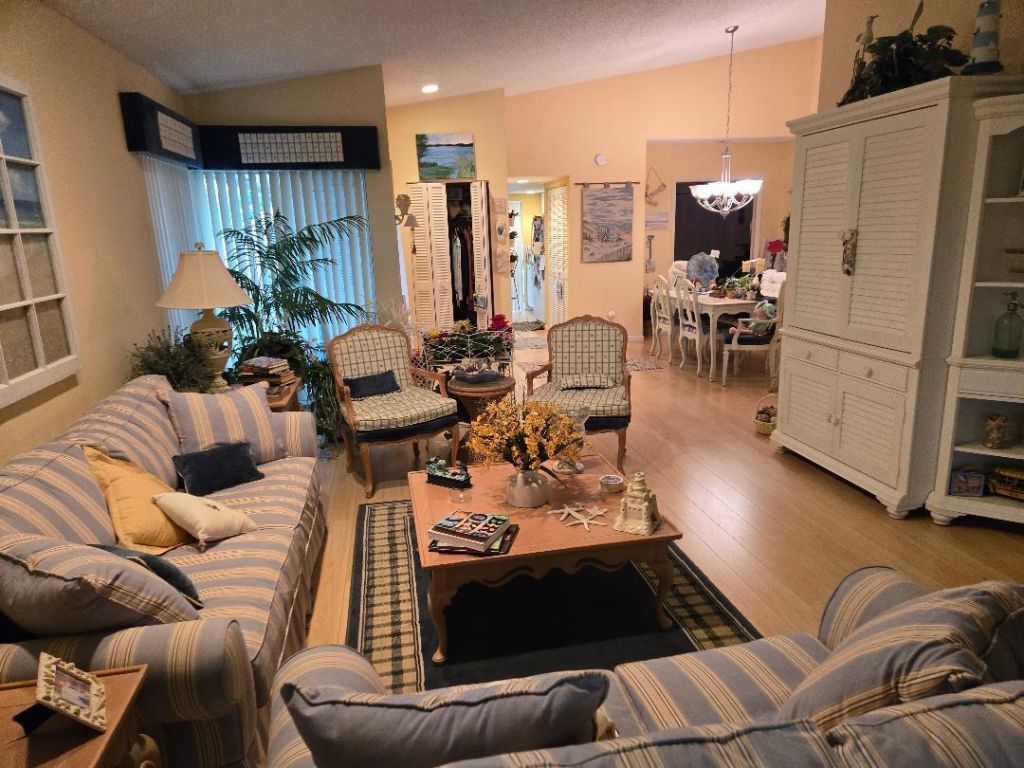 5700 Queen Palm Court, Unit B, Delray Beach, FL 33484 Photo