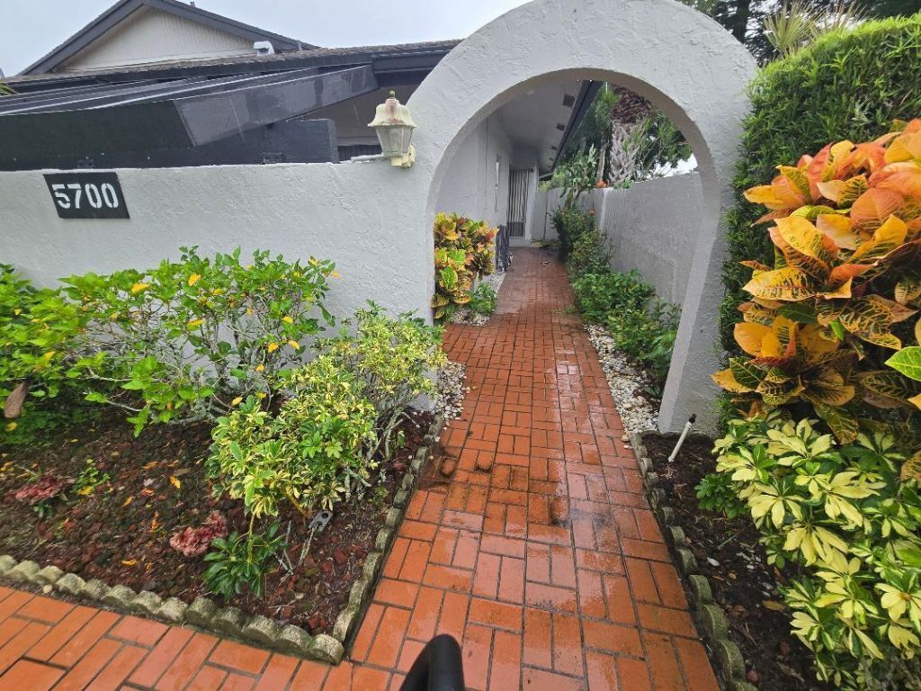 5700 Queen Palm Court, Unit B, Delray Beach, FL 33484 Photo