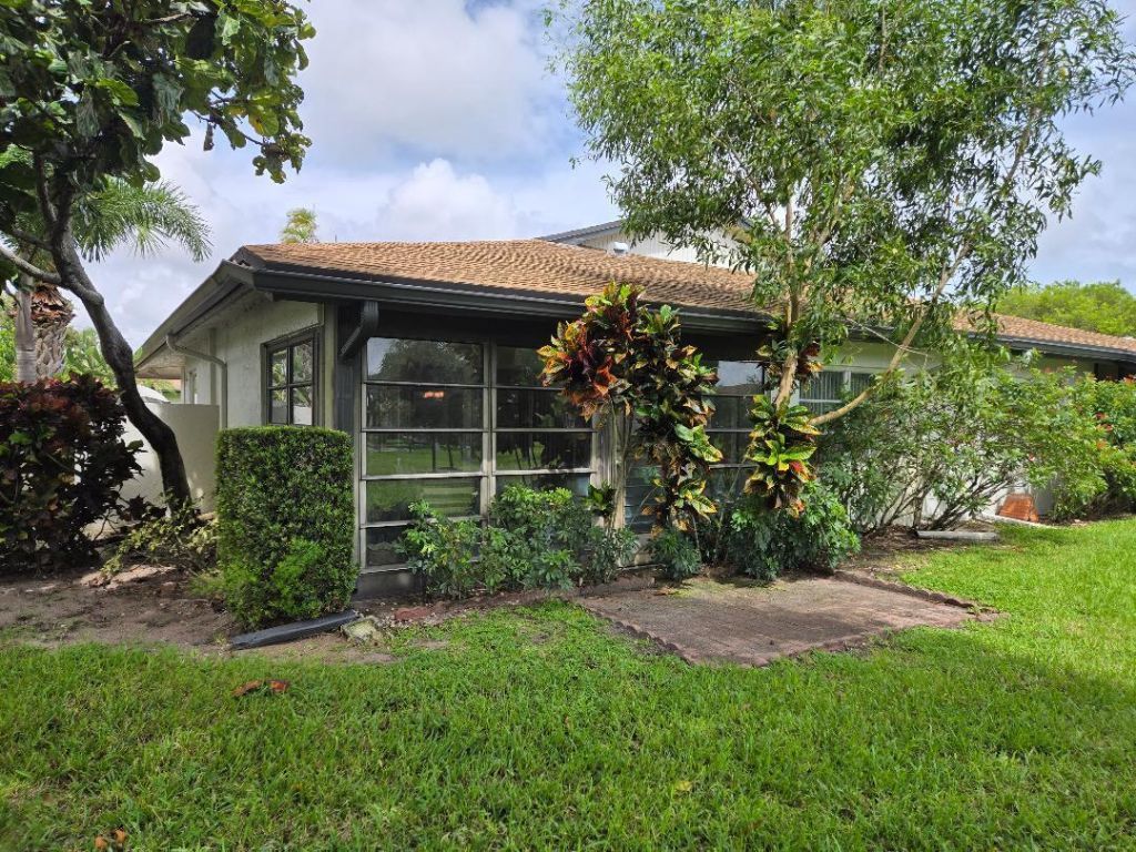 5700 Queen Palm Court, Unit B, Delray Beach, FL 33484 Photo