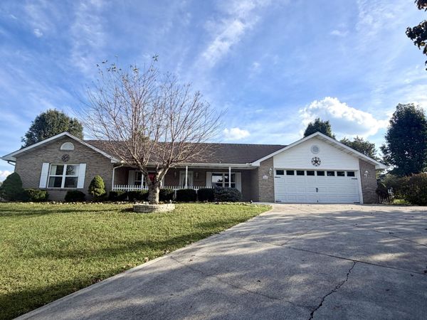2526 Goingback Circle, Sevierville, TN 37876