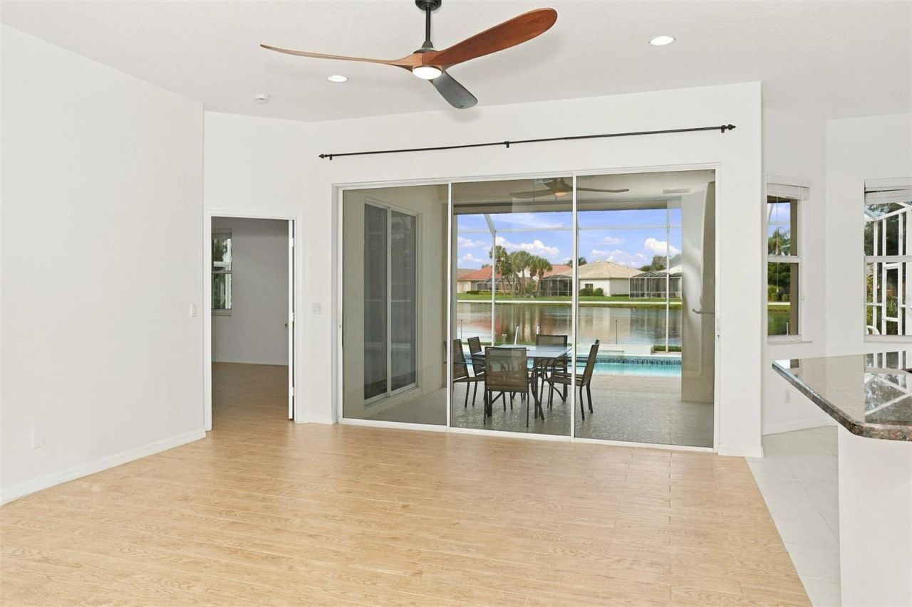 5153 Highbury Circle, Sarasota, FL 34238 Photo