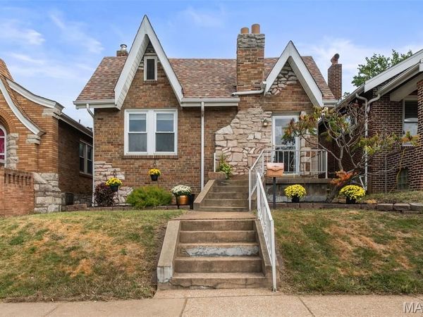 5427 Eichelberger Street , St Louis, MO 63109