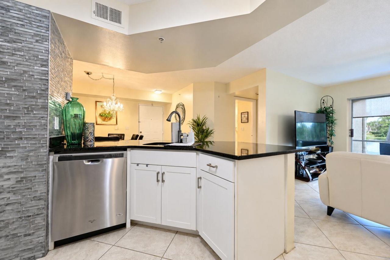 3665 NW Mediterranean Lane, Unit 10-108, Jensen Beach, FL 34957 Photo