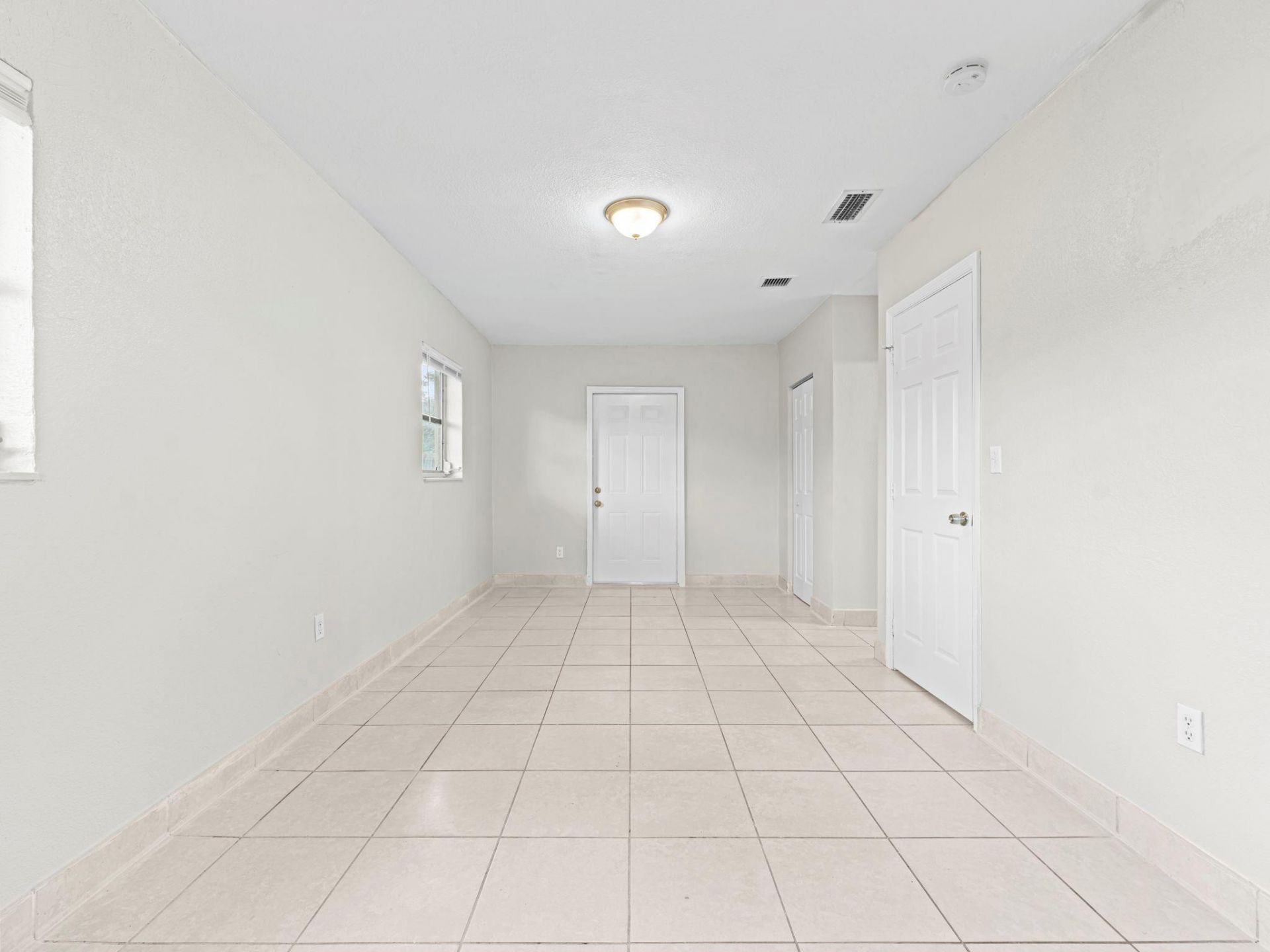 21200 NE 12th Court, Miami, FL 33179 Photo