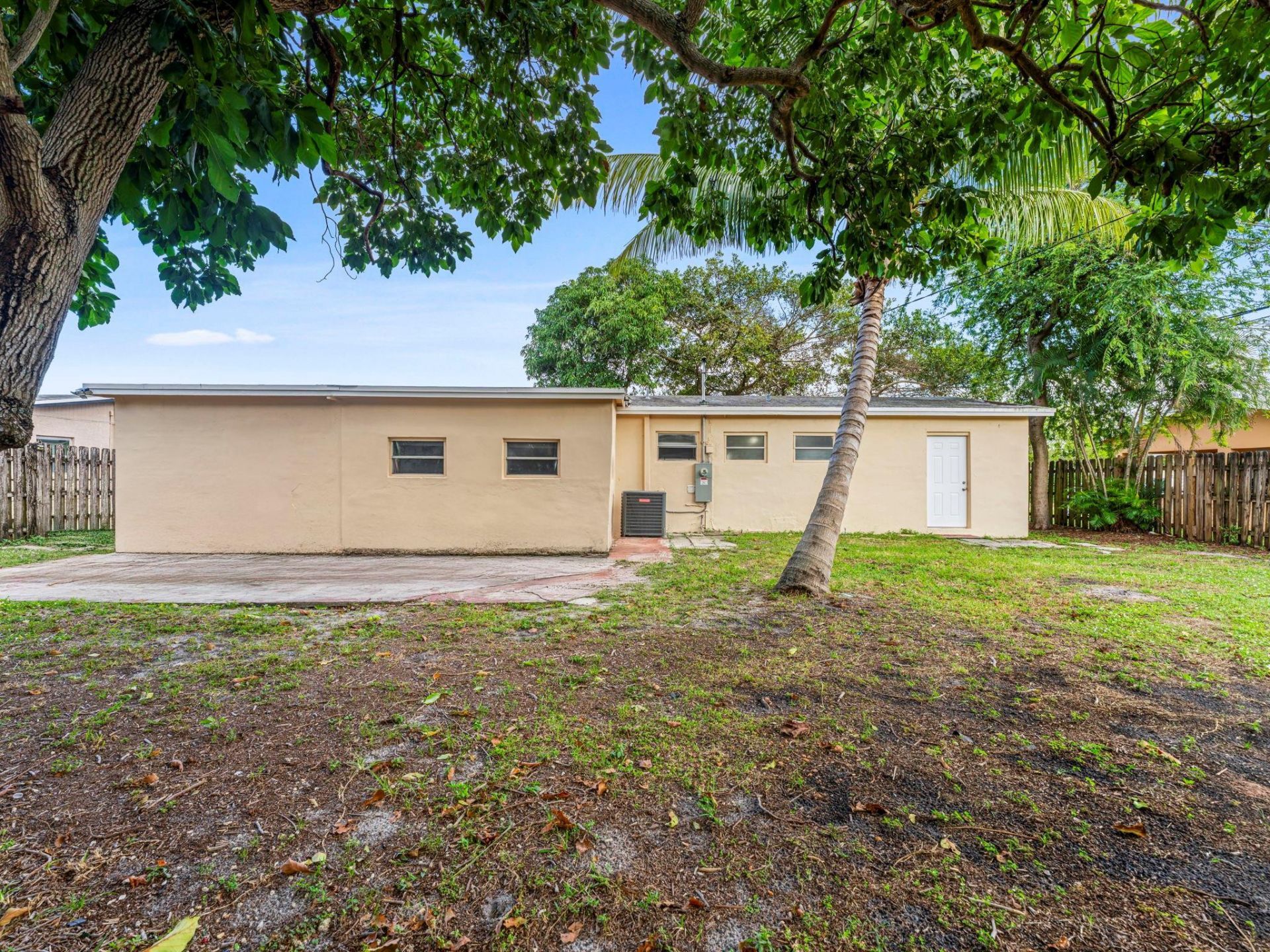 21200 NE 12th Court, Miami, FL 33179 Photo