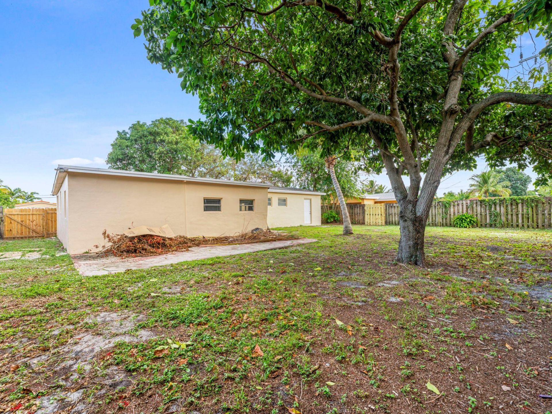 21200 NE 12th Court, Miami, FL 33179 Photo