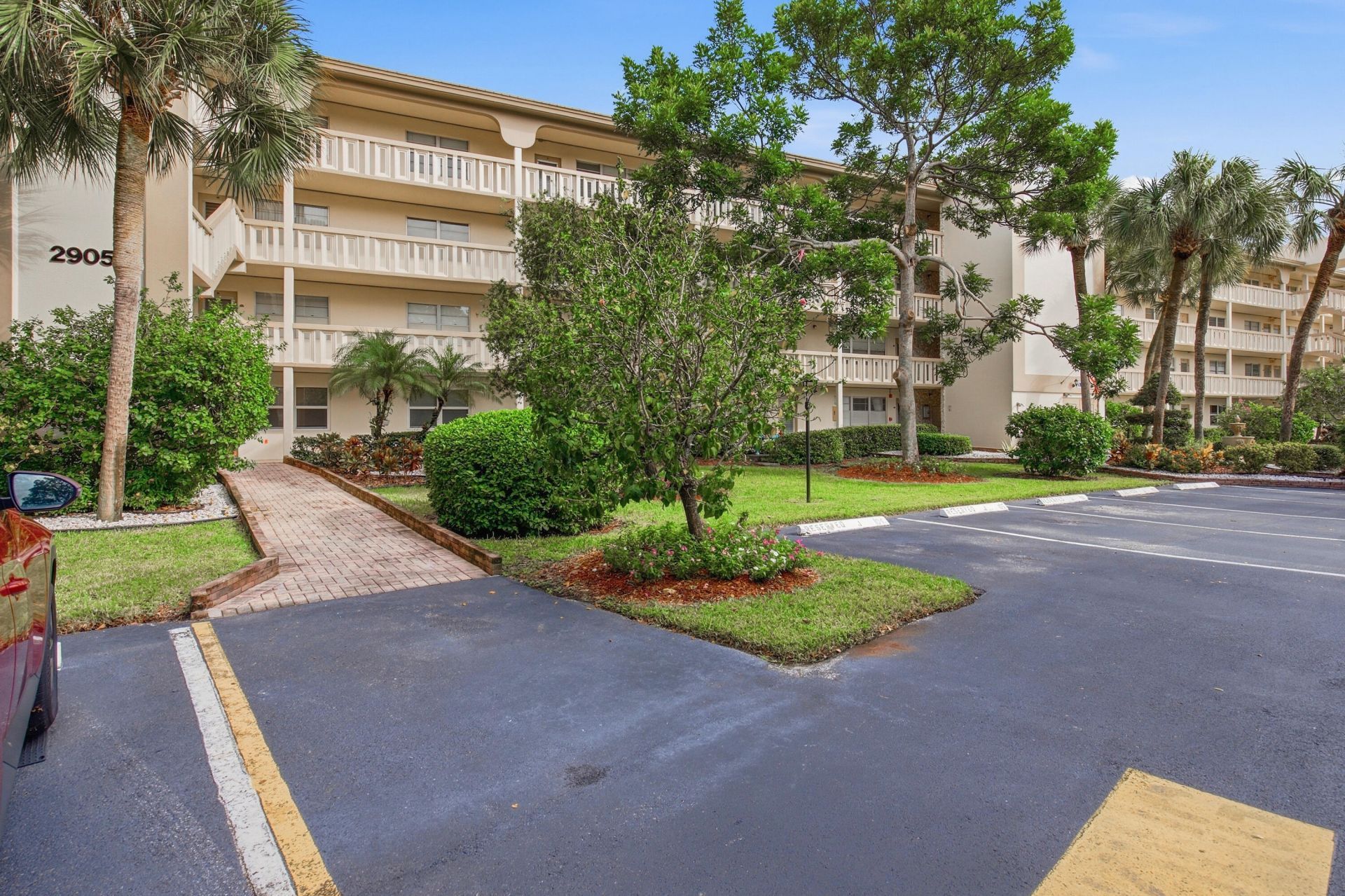 2905 Victoria Place, Unit J3, Coconut Creek, FL 33066 Photo