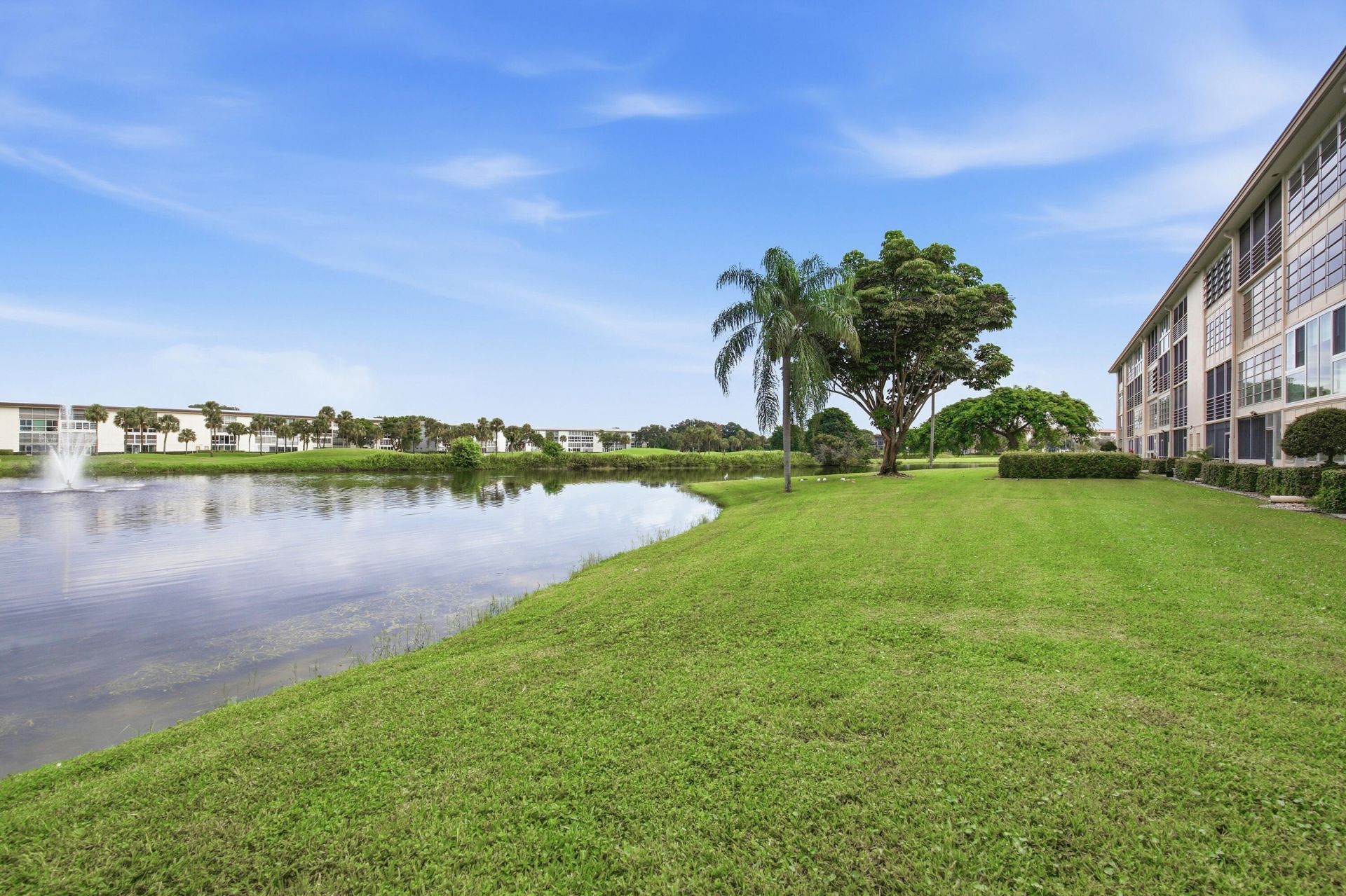2905 Victoria Place, Unit J3, Coconut Creek, FL 33066 Photo