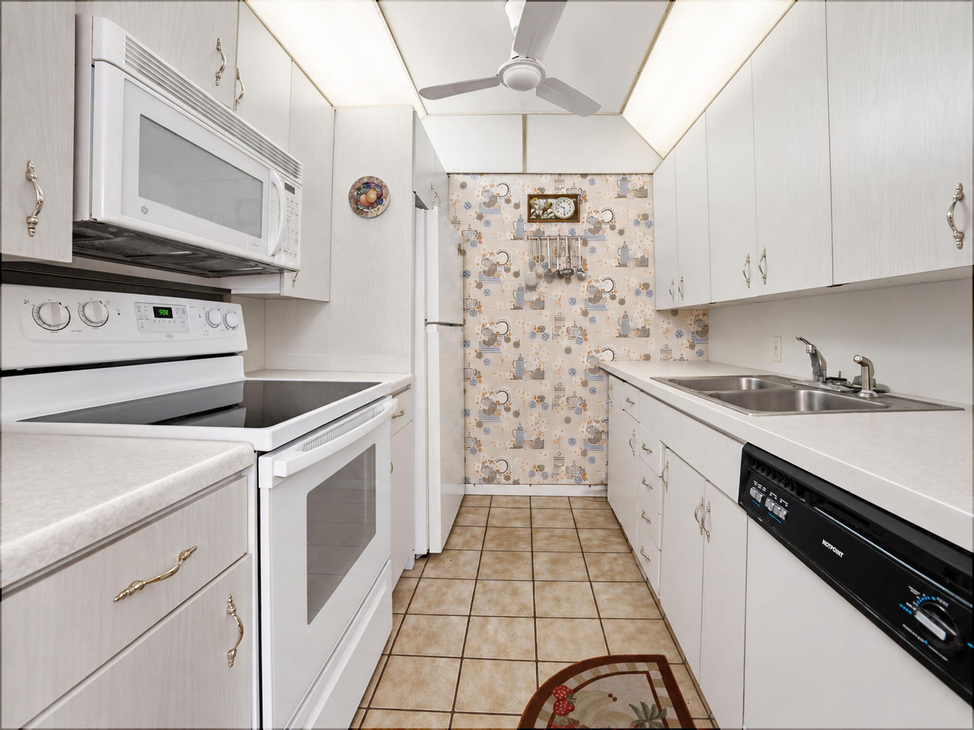 2905 Victoria Place, Unit J3, Coconut Creek, FL 33066 Photo