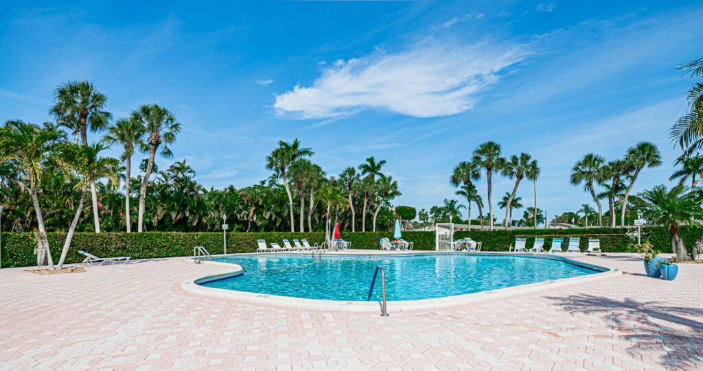 2857 W Ashley Drive W, Unit A, West Palm Beach, FL 33415 Photo
