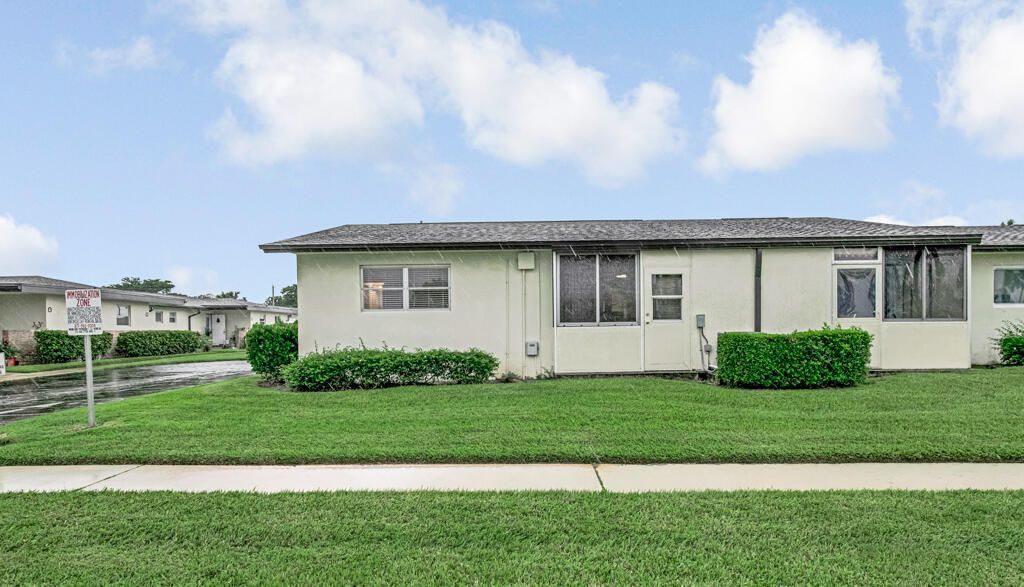 2857 W Ashley Drive W, Unit A, West Palm Beach, FL 33415 Photo