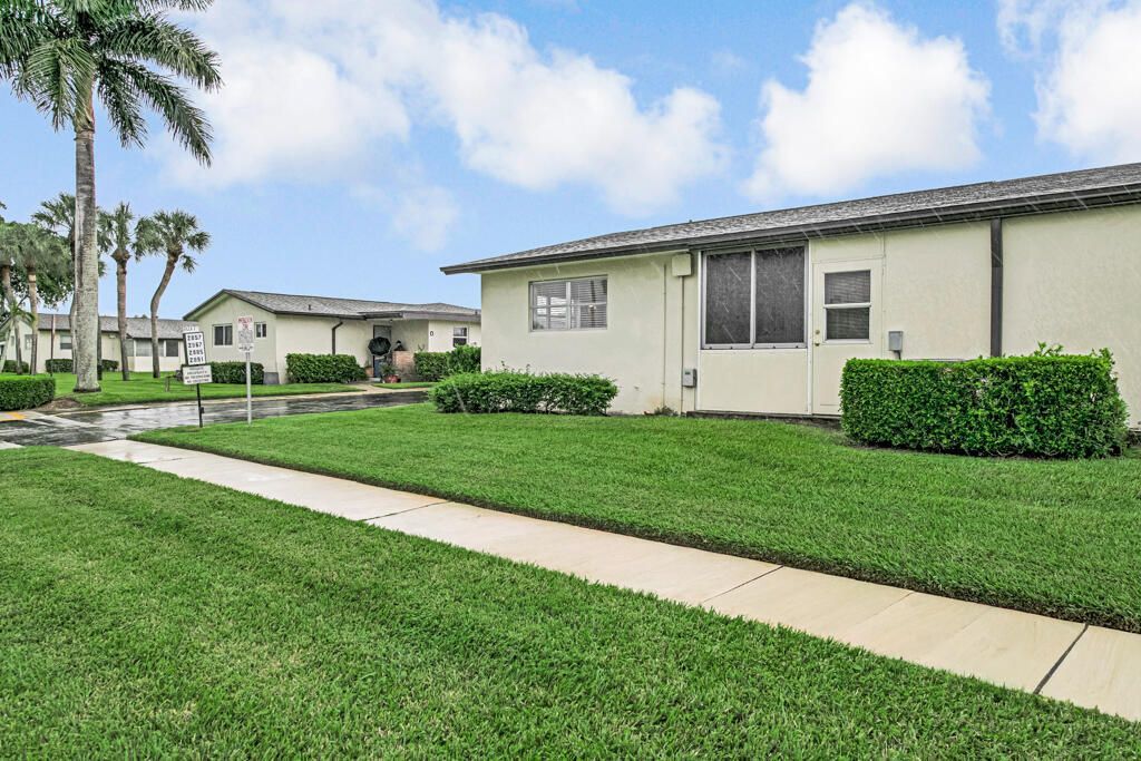 2857 W Ashley Drive W, Unit A, West Palm Beach, FL 33415 Photo