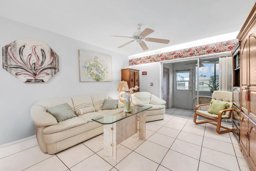 2857 W Ashley Drive W, Unit A, West Palm Beach, FL 33415 Photo