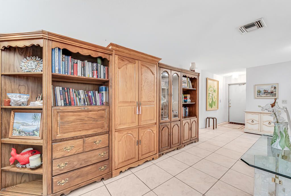 2857 W Ashley Drive W, Unit A, West Palm Beach, FL 33415 Photo