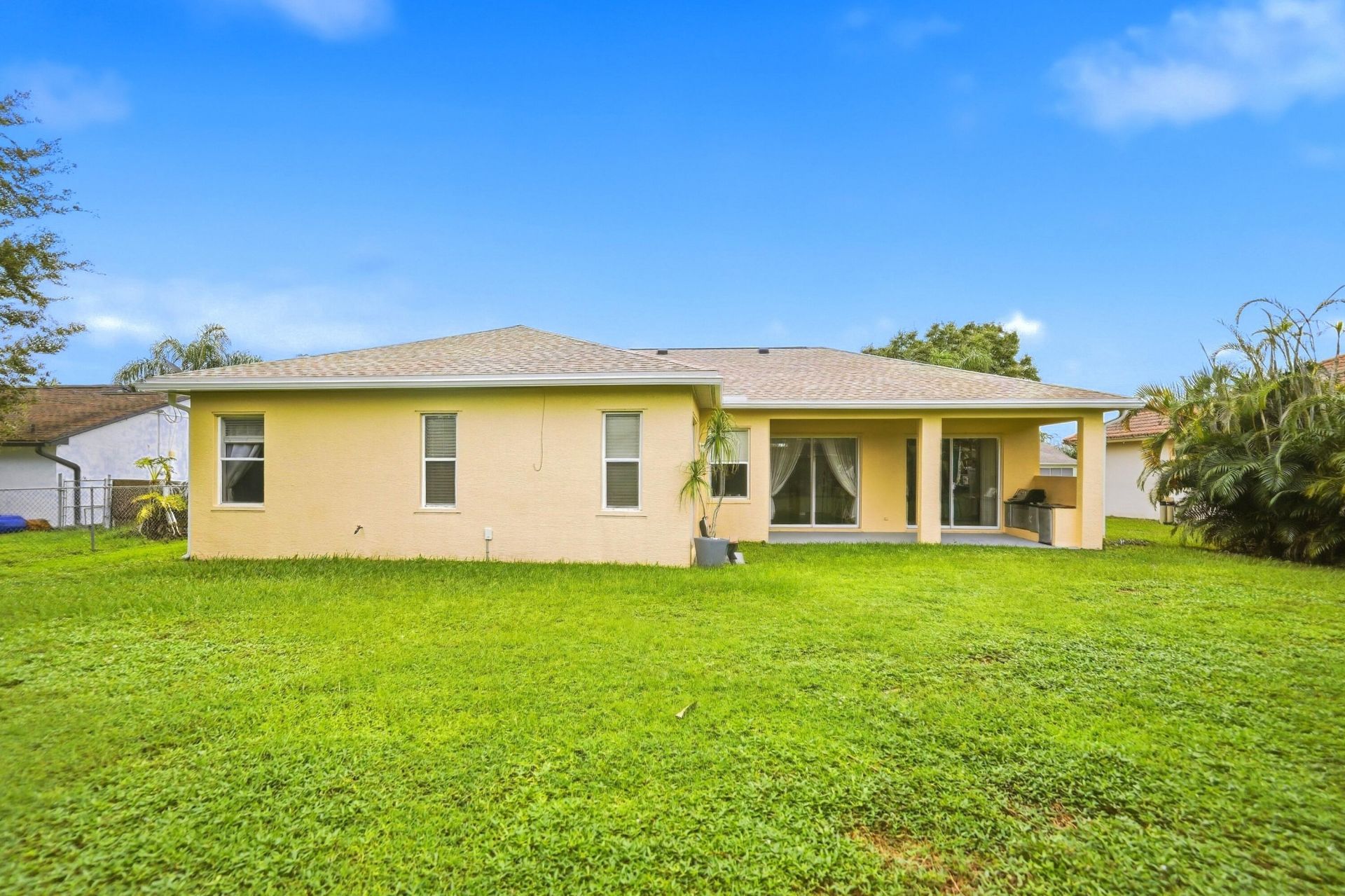4971 NW Foxworth Avenue, Port Saint Lucie, FL 34983 Photo