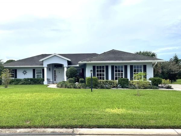 4391 GATOR TRACE Lane, Fort Pierce, FL 34982