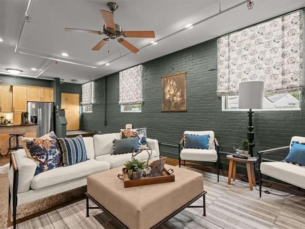 205 Johnson Avenue , Carrollton, GA 30117