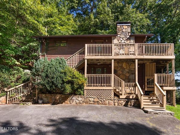 2123 Luzerne Drive, Gatlinburg, TN 37738