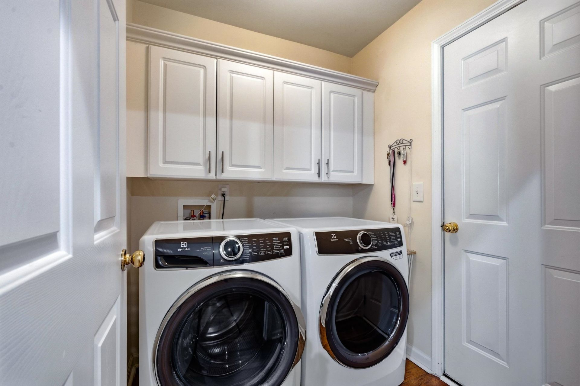 3317 Picket Fence Ln. Photo 16