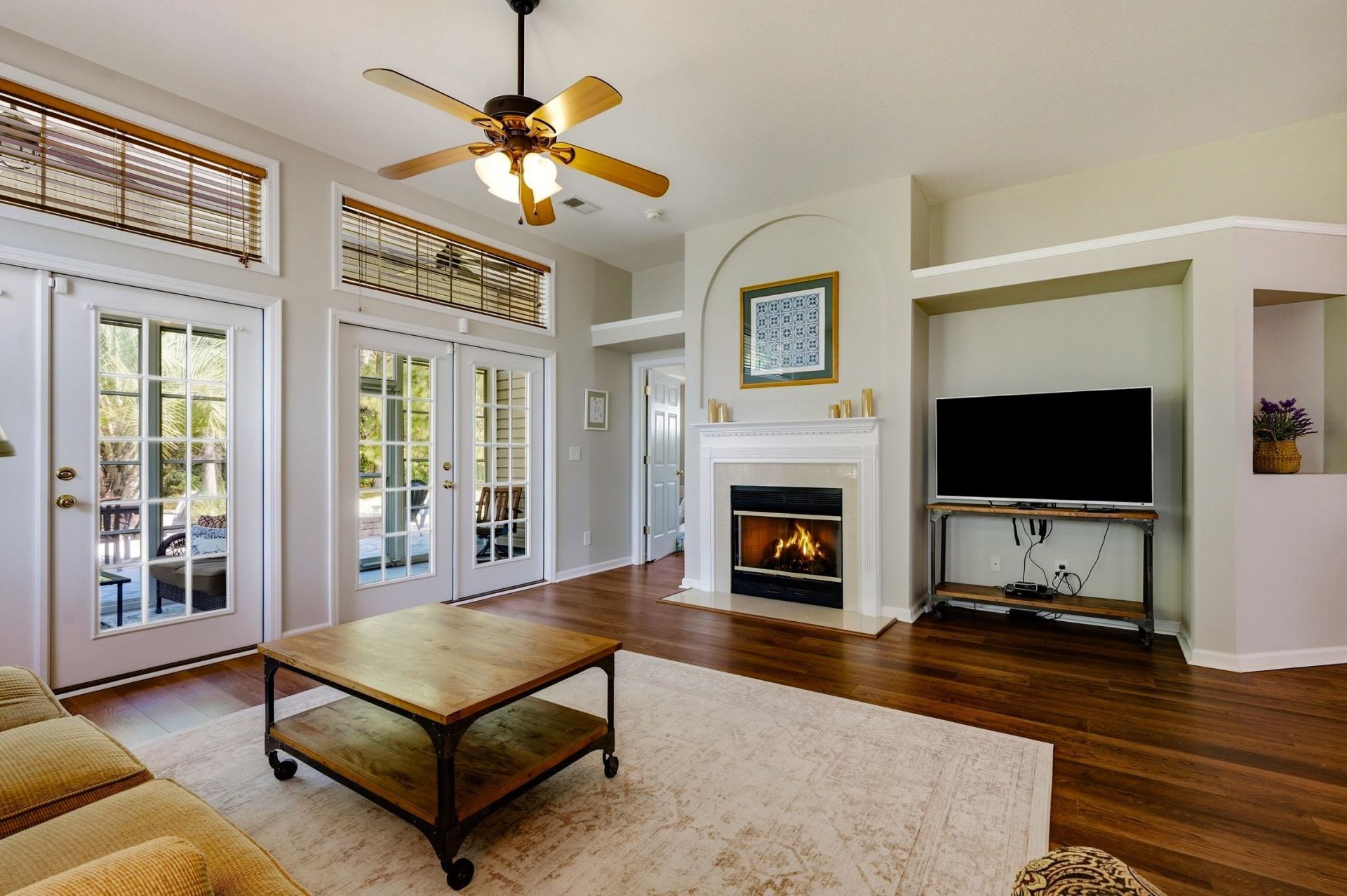 3317 Picket Fence Ln. Photo 8