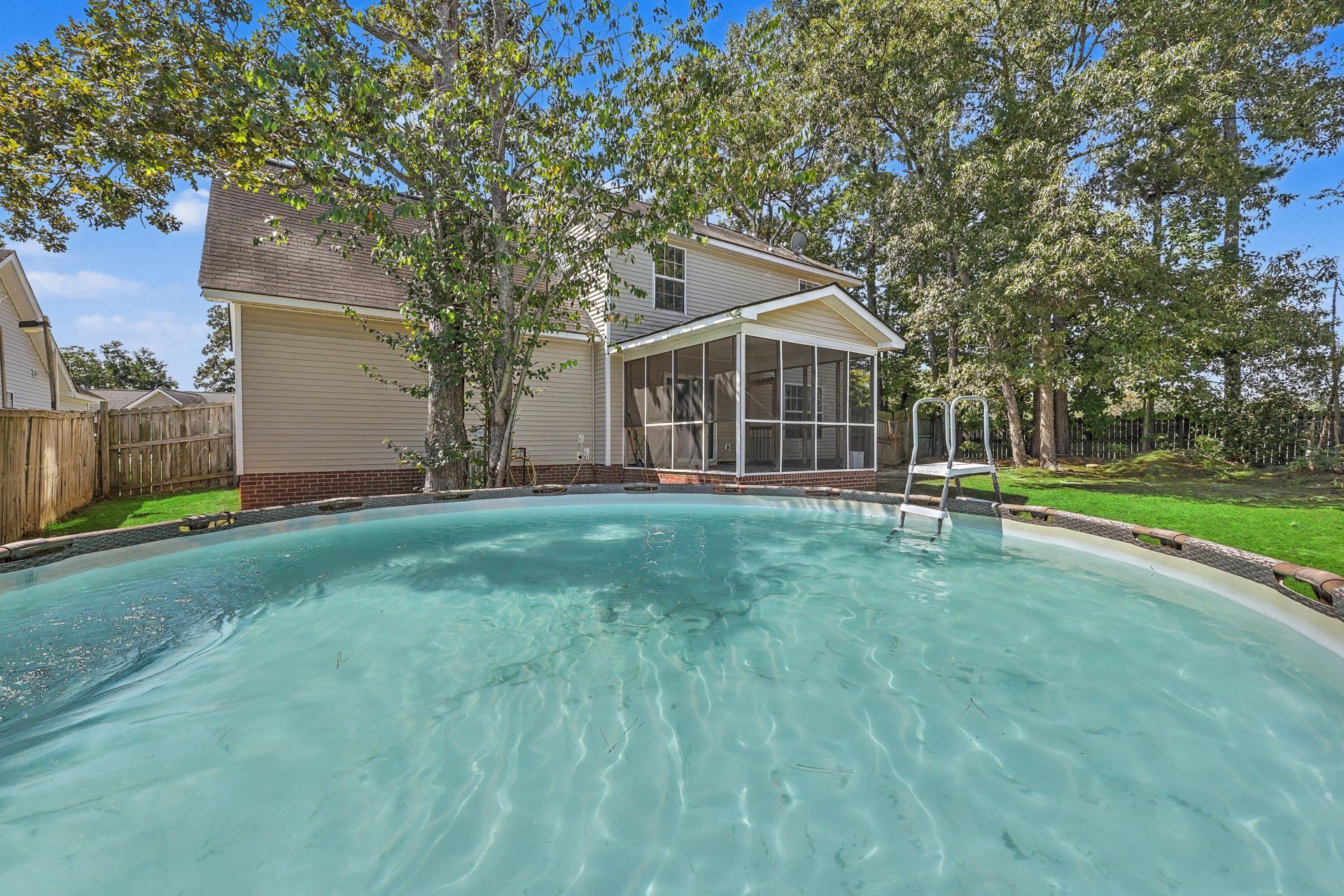 100 Penzance Boulevard Photo 34