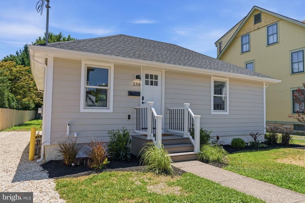 136 E MARSHALL AVENUE , LANGHORNE, PA 19047