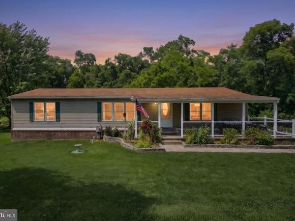 105 WEIRE ROAD , YORK, PA 17404