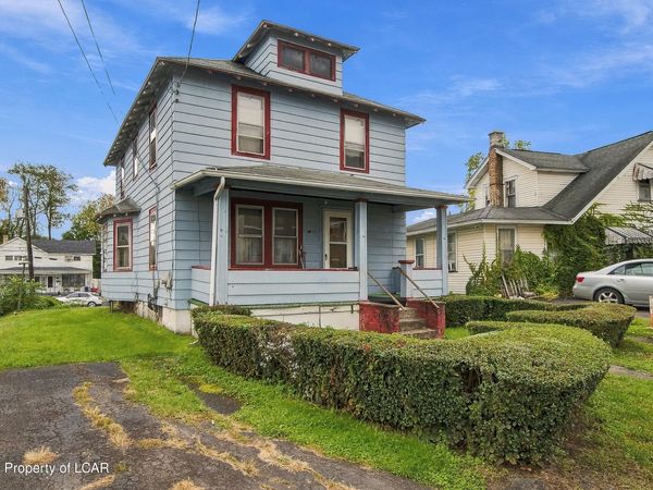 4 Barrett Avenue, Carbondale, PA 18407